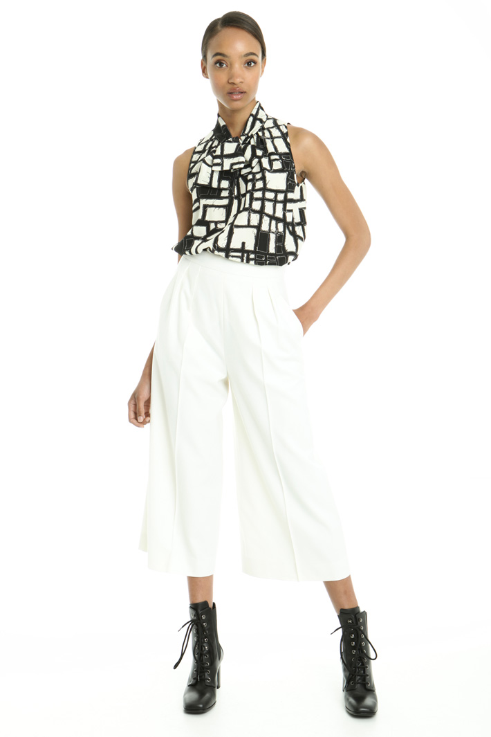 Top con collo a sciarpa Fashion Market Top con collo a sciarpa Fashion Market