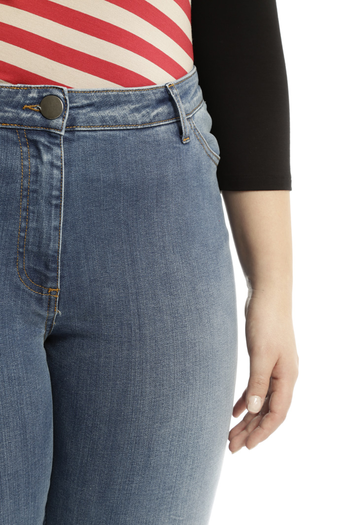 Jeans con fondo sfrangiato Fashion Market Jeans con fondo sfrangiato Fashion Market