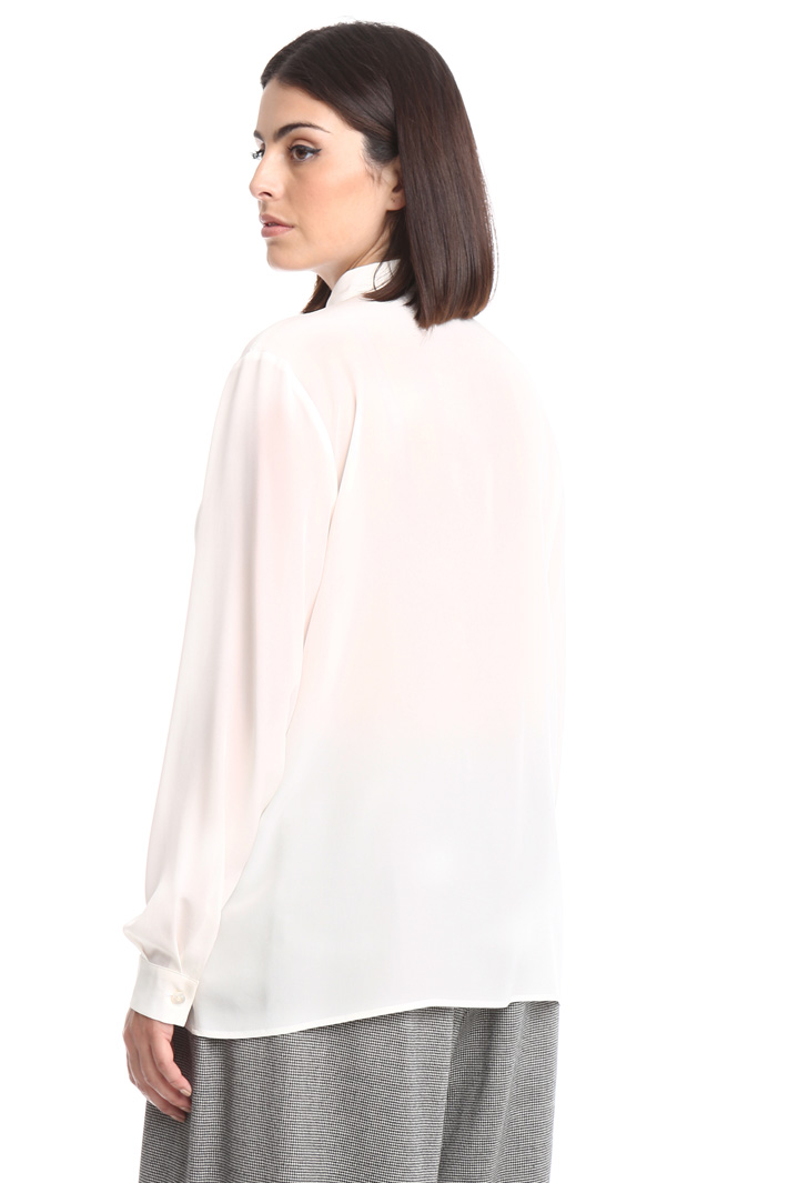 Camicia in seta con fusciacca Fashion Market Camicia in seta con fusciacca Fashion Market