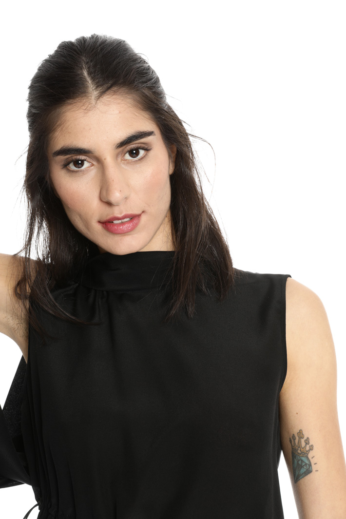 Top asimmetrico in seta Fashion Market Top asimmetrico in seta Fashion Market