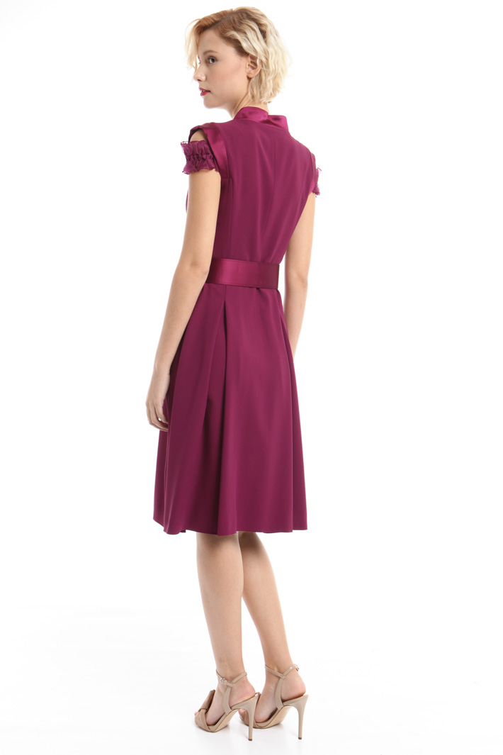 Abito fluido in crepe Fashion Market Abito fluido in crepe Fashion Market