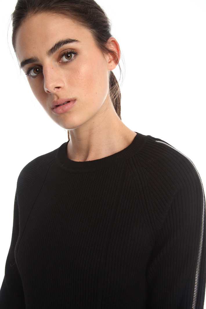 Maglia a coste con zip Fashion Market Maglia a coste con zip Fashion Market