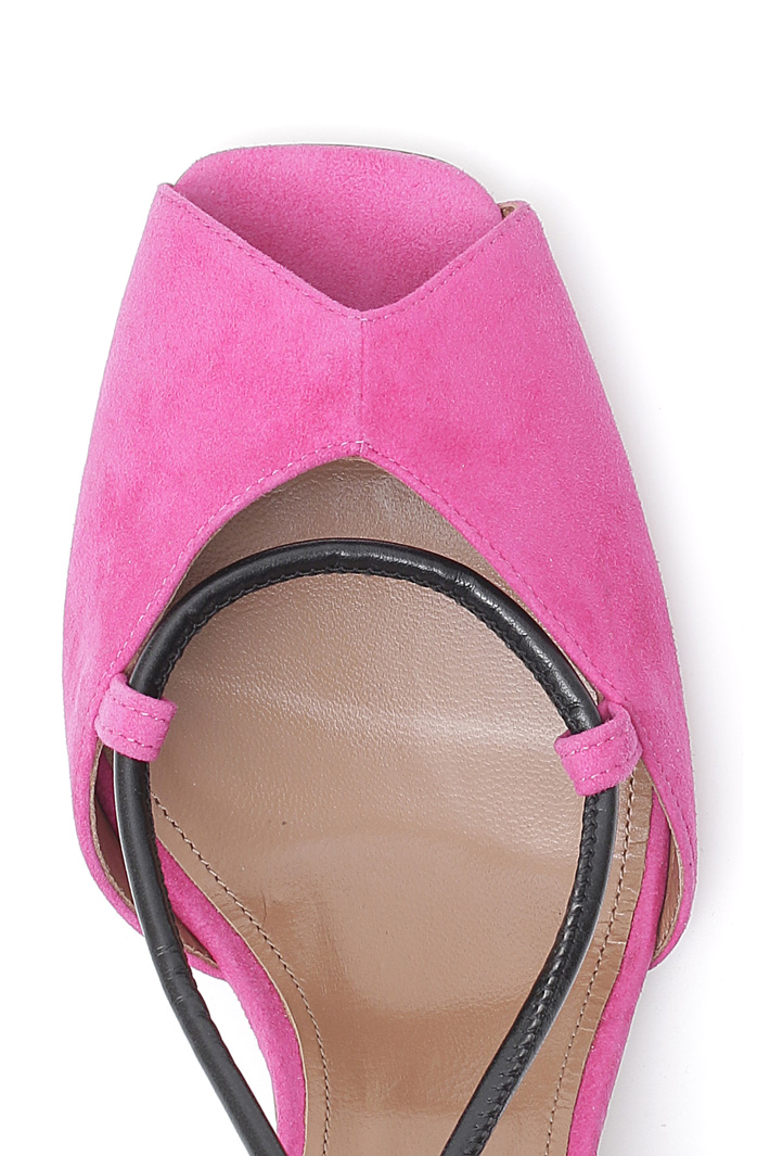 Scarpa spuntata in camoscio Fashion Market Scarpa spuntata in camoscio Fashion Market