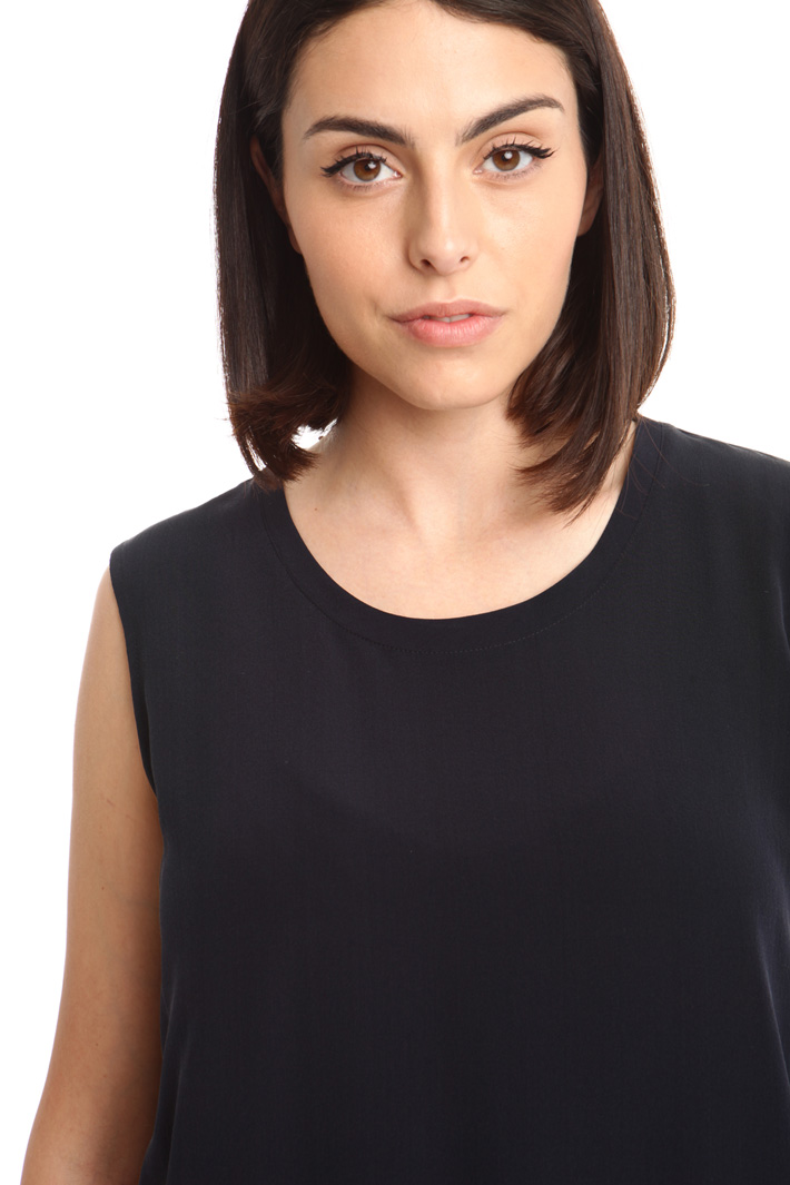Top in seta con balza Fashion Market Top in seta con balza Fashion Market