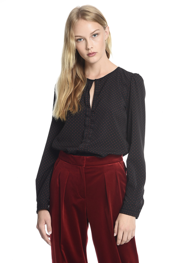 Blusa con cut-out Fashion Market Blusa con cut-out Fashion Market