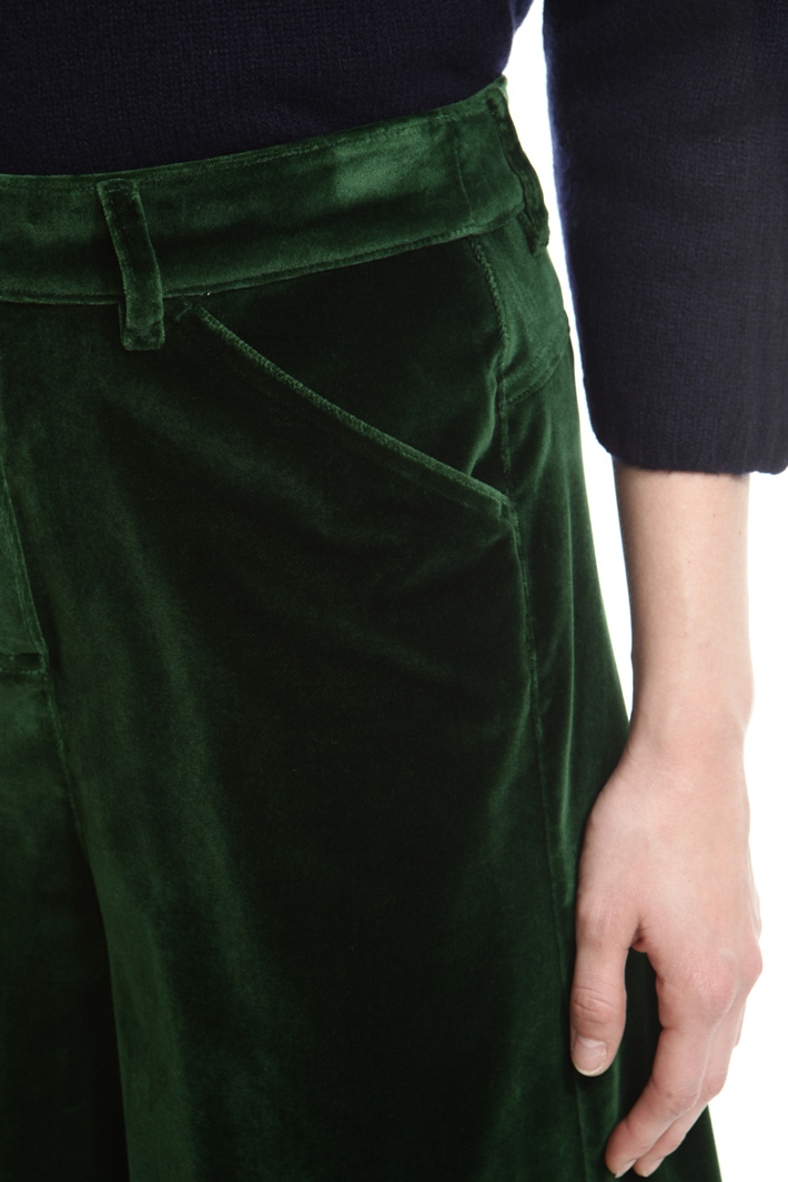 Pantalone cropped in velluto Fashion Market Pantalone cropped in velluto Fashion Market