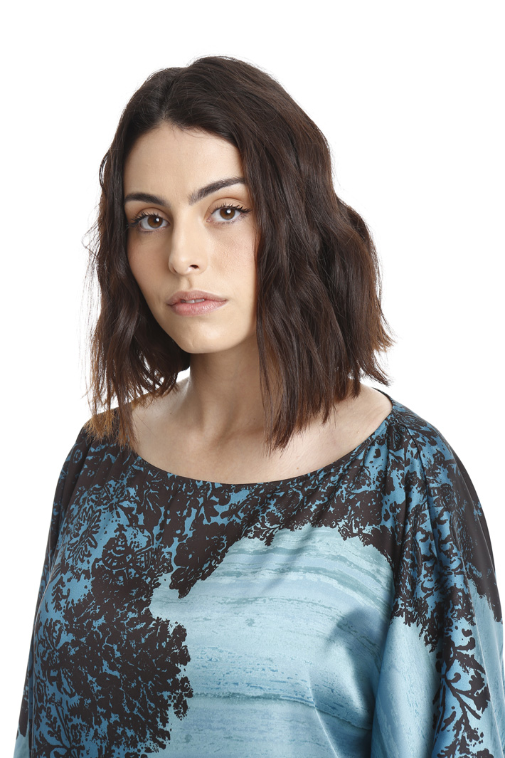 Casacca ampia in raso Fashion Market Casacca ampia in raso Fashion Market