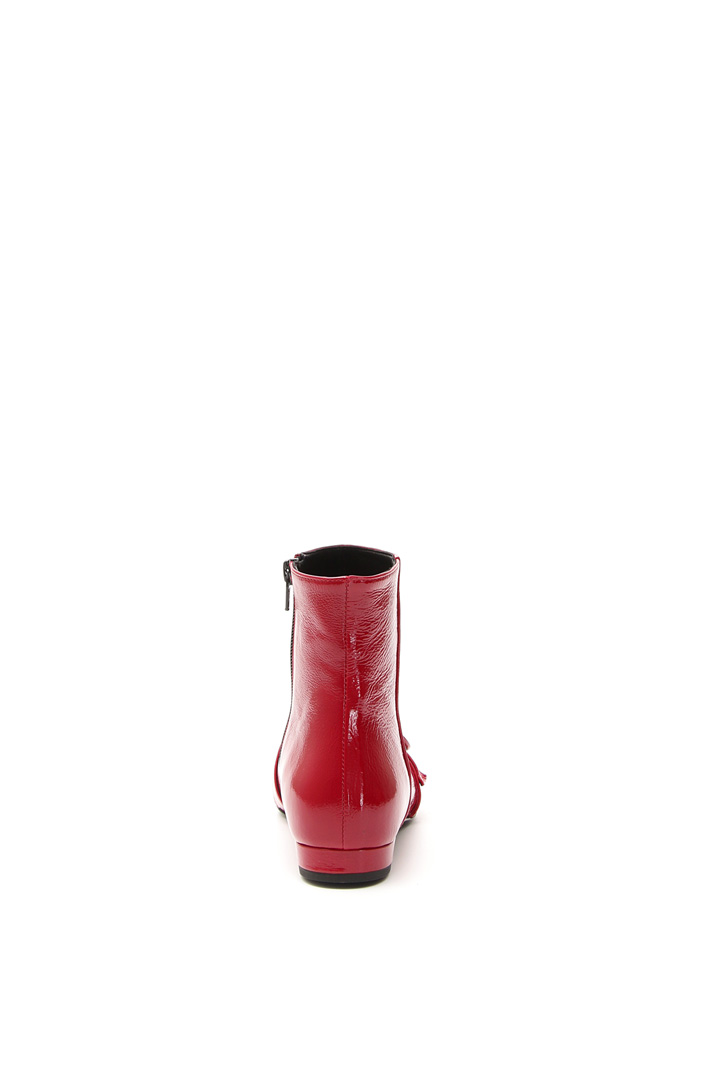 Stivaletto sfilato in vernice Fashion Market Stivaletto sfilato in vernice Fashion Market