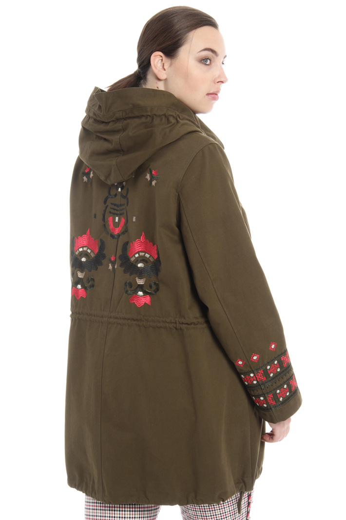 Parka con ricami a contrasto Fashion Market Parka con ricami a contrasto Fashion Market