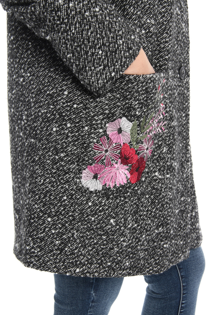 Cappotto con ricamo contrasto Fashion Market Cappotto con ricamo contrasto Fashion Market