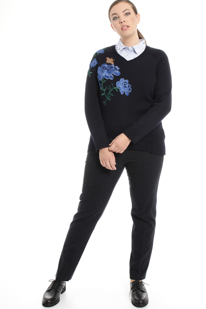 Maglia con ricamo a contrasto Fashion Market Maglia con ricamo a contrasto Fashion Market