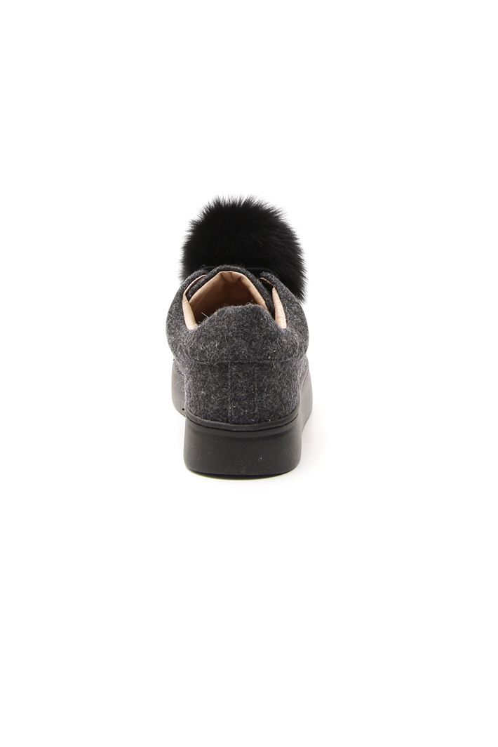 Sneakers in lana con pon-pon Fashion Market Sneakers in lana con pon-pon Fashion Market