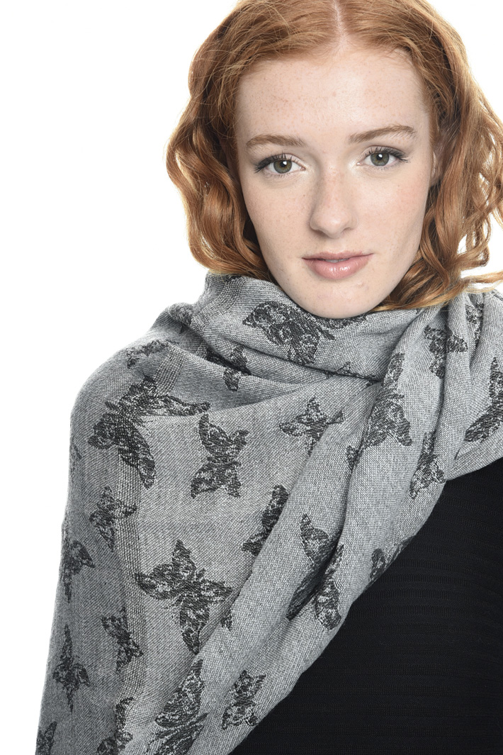 Sciarpa con riga lurex Fashion Market Sciarpa con riga lurex Fashion Market