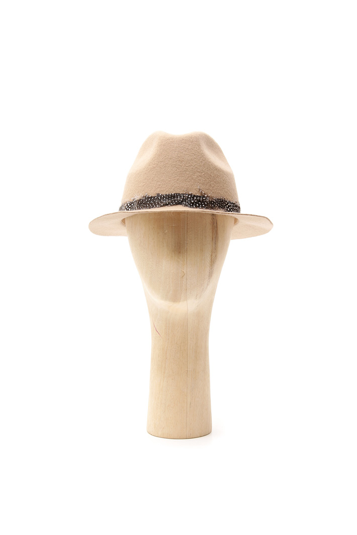 Cappello con piume Fashion Market Cappello con piume Fashion Market
