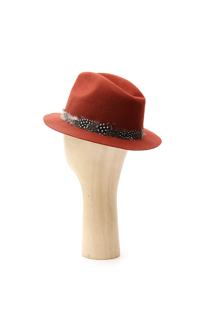 Cappello con piume Fashion Market Cappello con piume Fashion Market