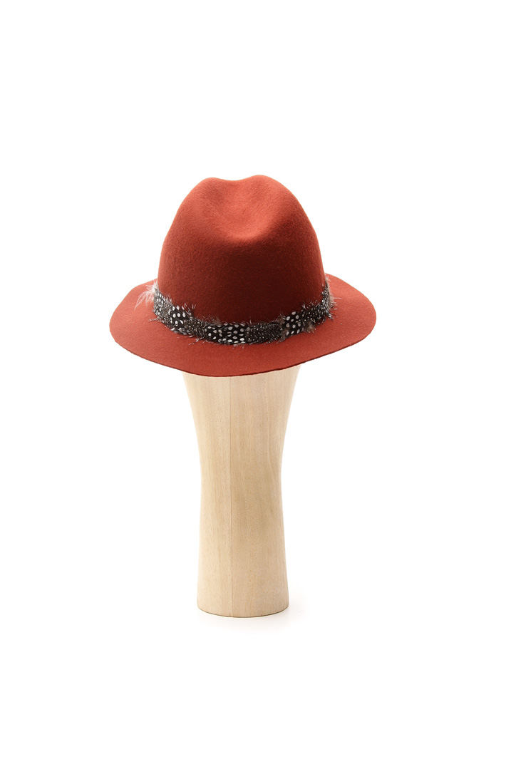 Cappello con piume Fashion Market Cappello con piume Fashion Market