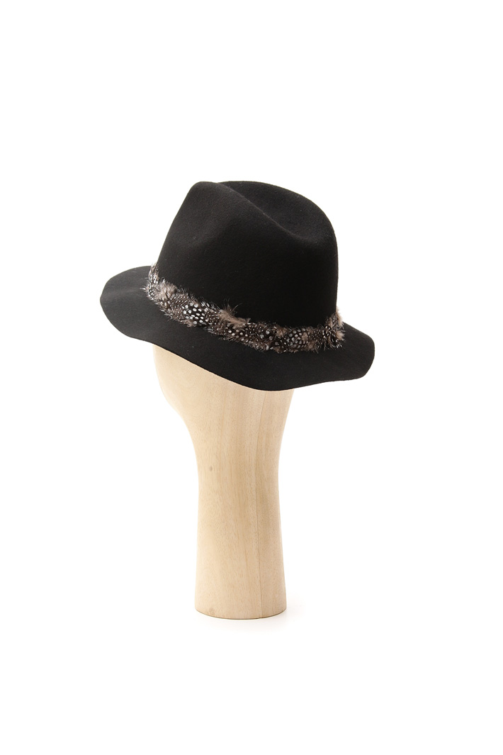 Cappello con piume Fashion Market Cappello con piume Fashion Market
