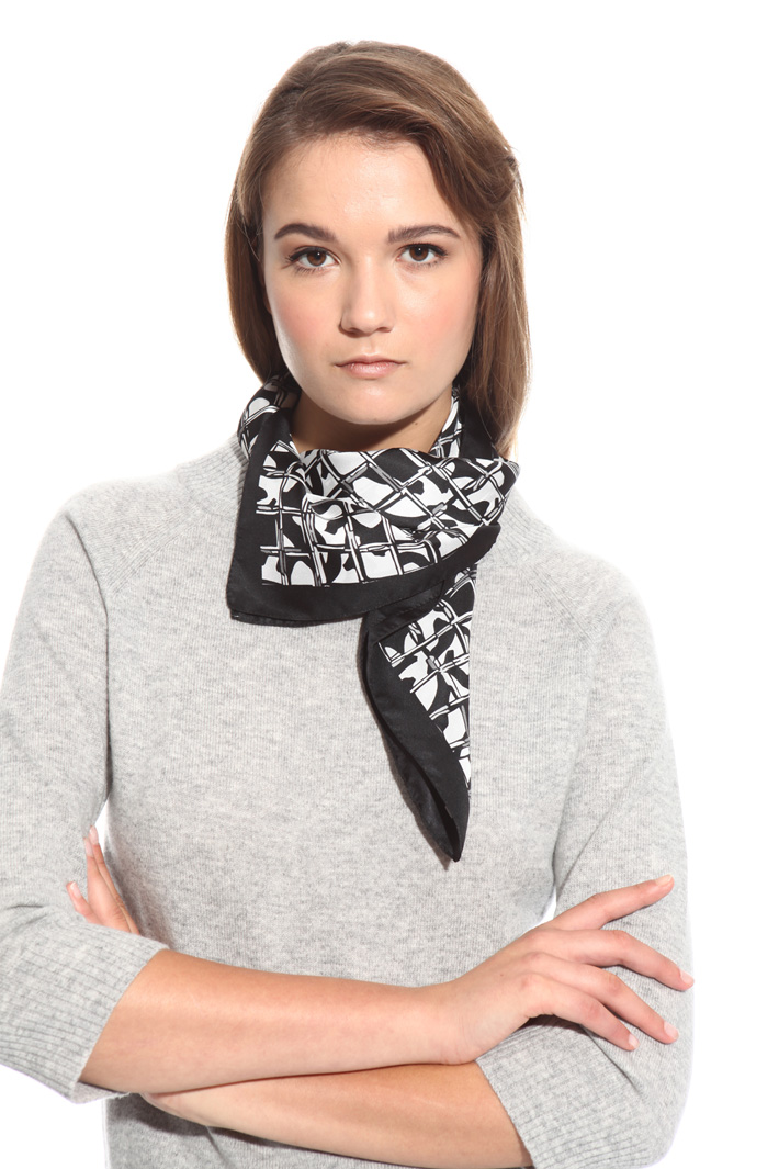 Foulard in seta Fashion Market Foulard in seta Fashion Market