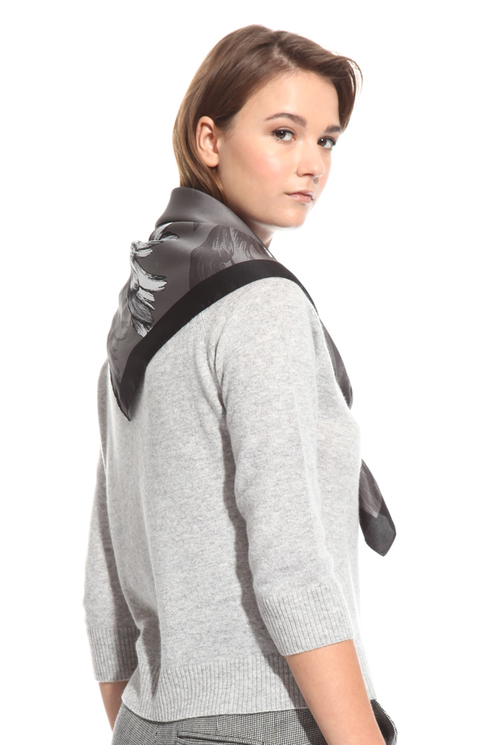 Foulard in seta Fashion Market Foulard in seta Fashion Market