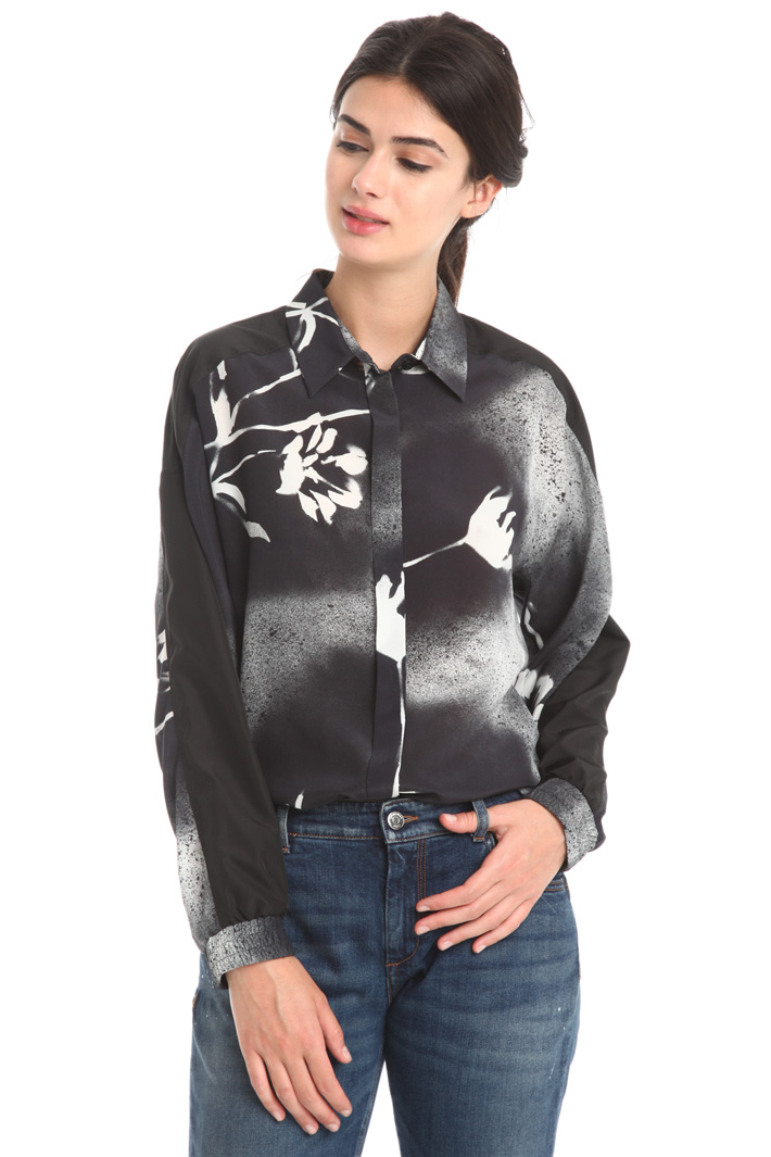 Camicia in crepe stampata Fashion Market Camicia in crepe stampata Fashion Market