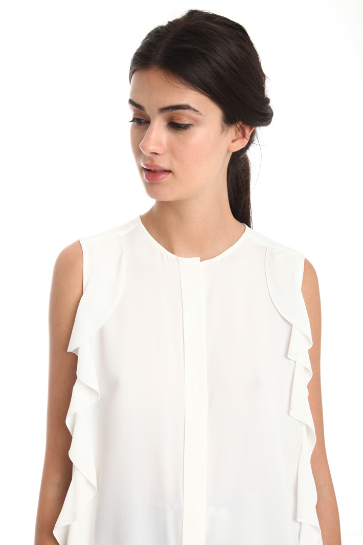 Top smanicato con ruches Fashion Market Top smanicato con ruches Fashion Market