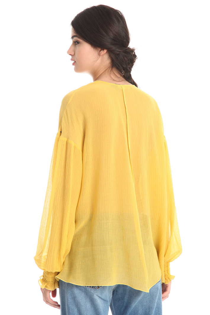 Blusa over in crespo Fashion Market Blusa over in crespo Fashion Market