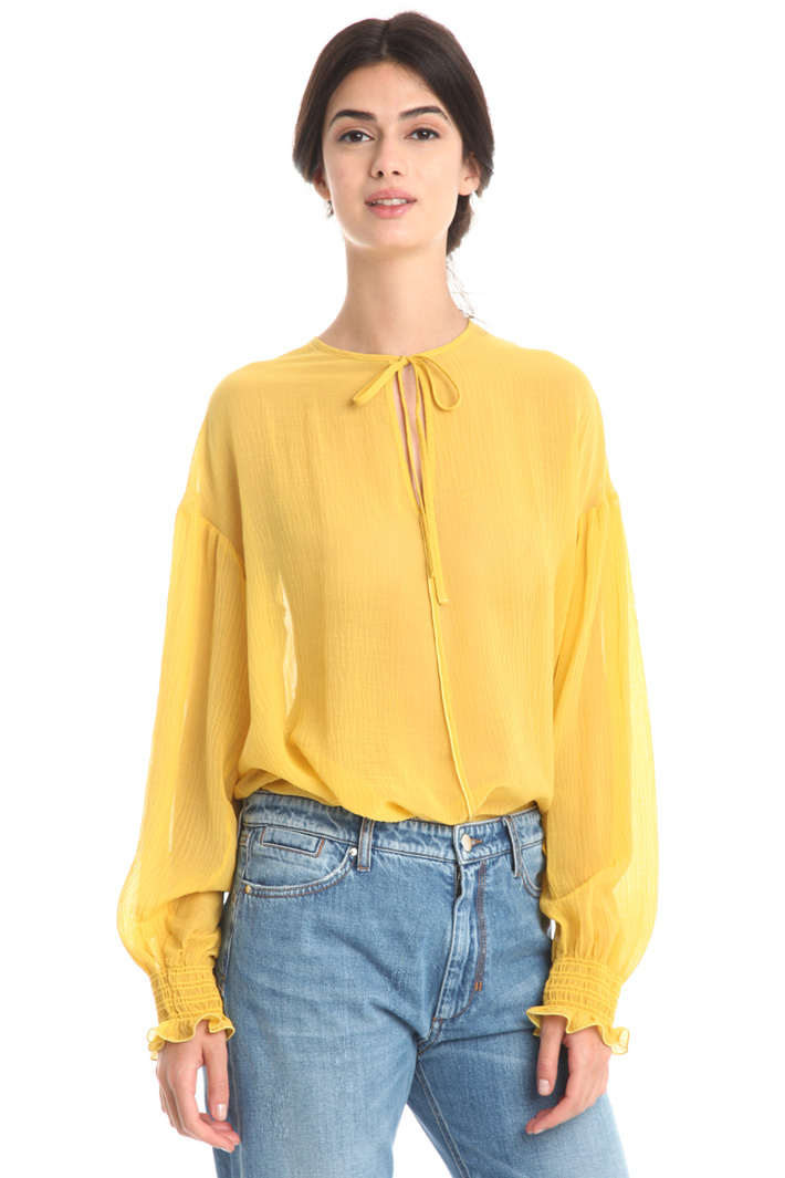 Blusa over in crespo Fashion Market Blusa over in crespo Fashion Market