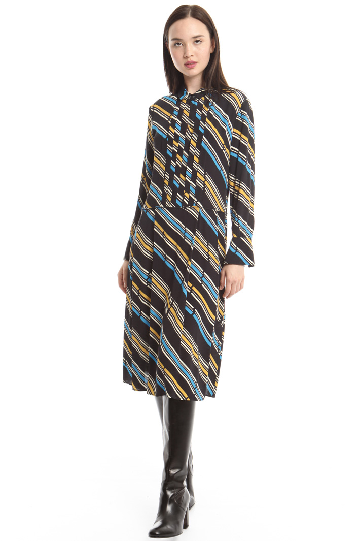 Abito in crepe stampata Fashion Market Abito in crepe stampata Fashion Market