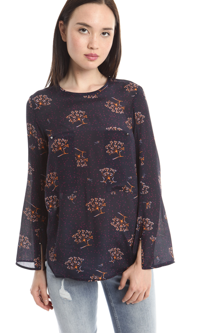 T-shirt in jersey e crepe Fashion Market T-shirt in jersey e crepe Fashion Market