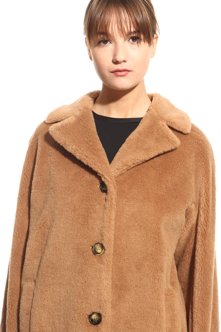 Cappotto effetto peluche Fashion Market Cappotto effetto peluche Fashion Market