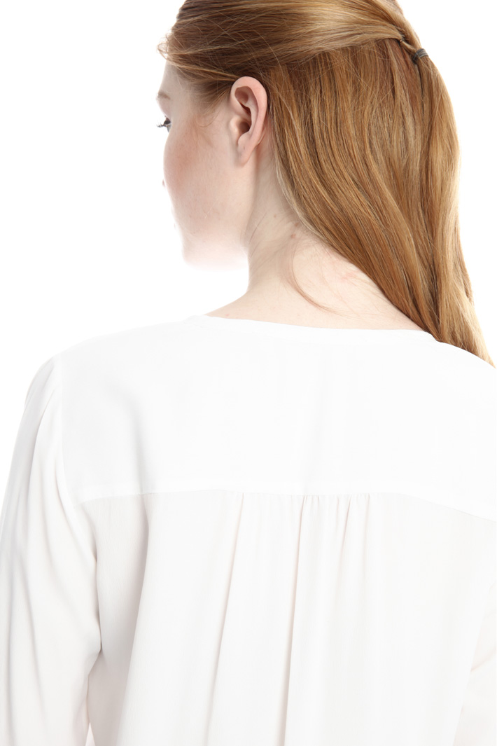 Blusa con scollo a V Fashion Market Blusa con scollo a V Fashion Market