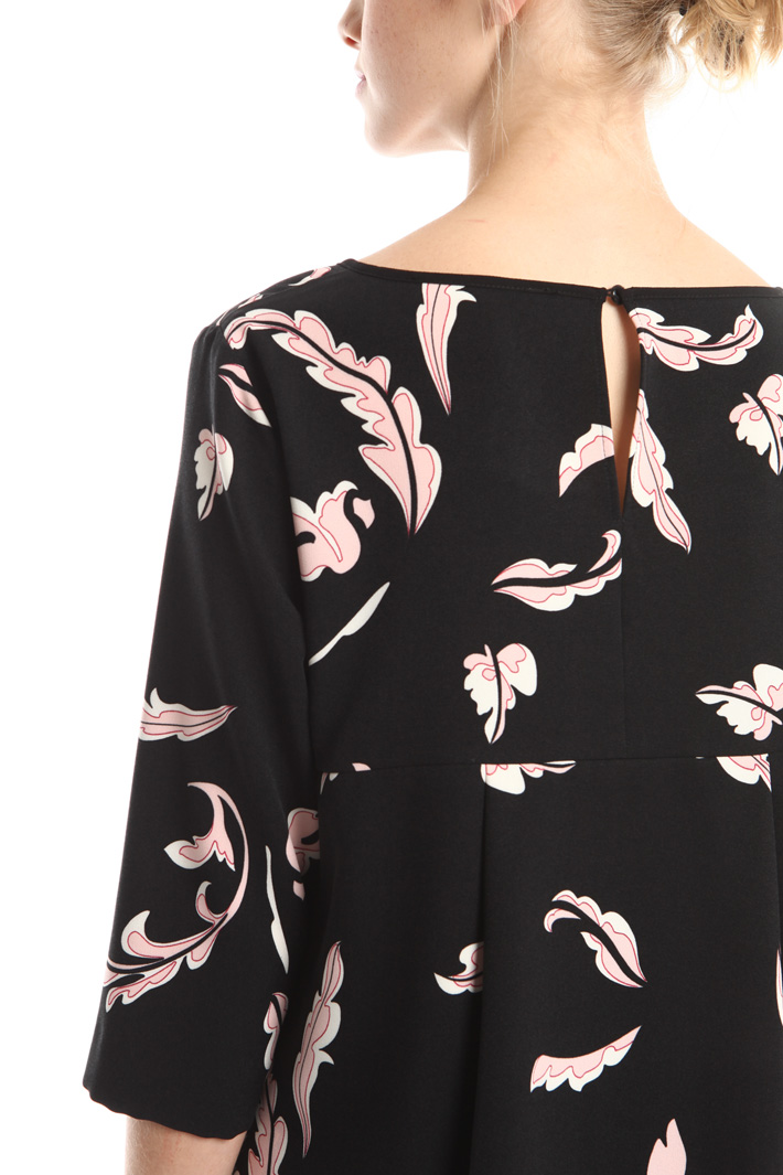 Blusa stampata a fantasia Fashion Market Blusa stampata a fantasia Fashion Market