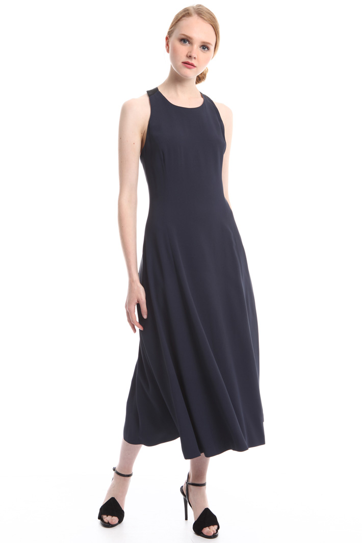 Abito semiaderente in crepe Fashion Market Abito semiaderente in crepe Fashion Market