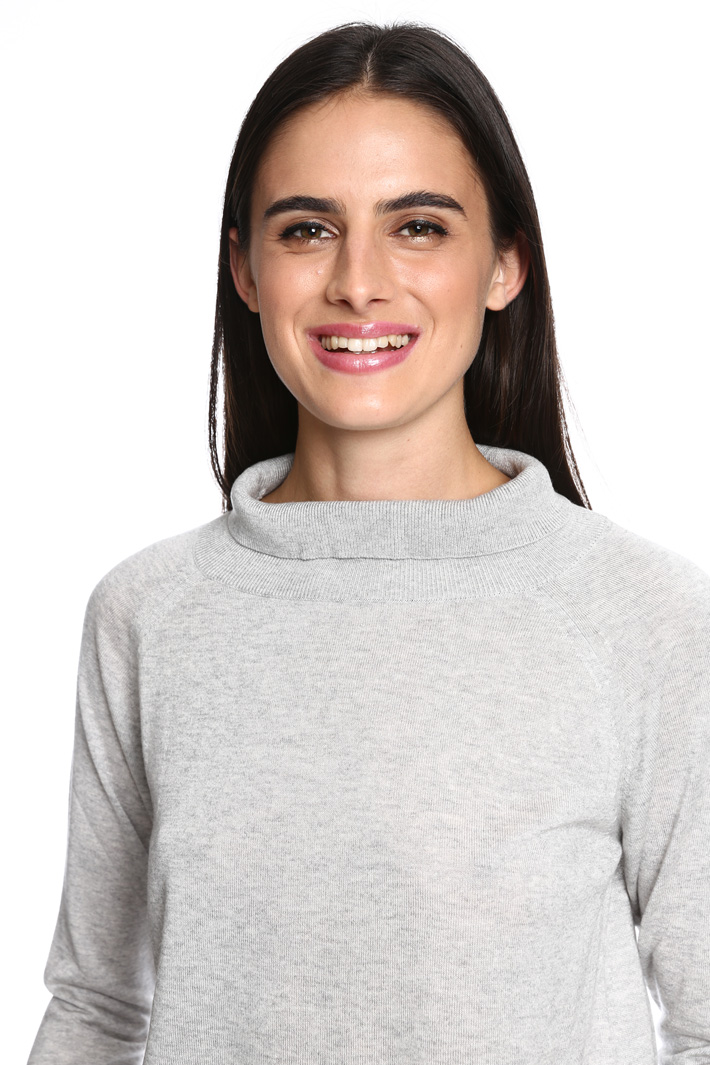 Maglia in seta e cashmere Fashion Market Maglia in seta e cashmere Fashion Market