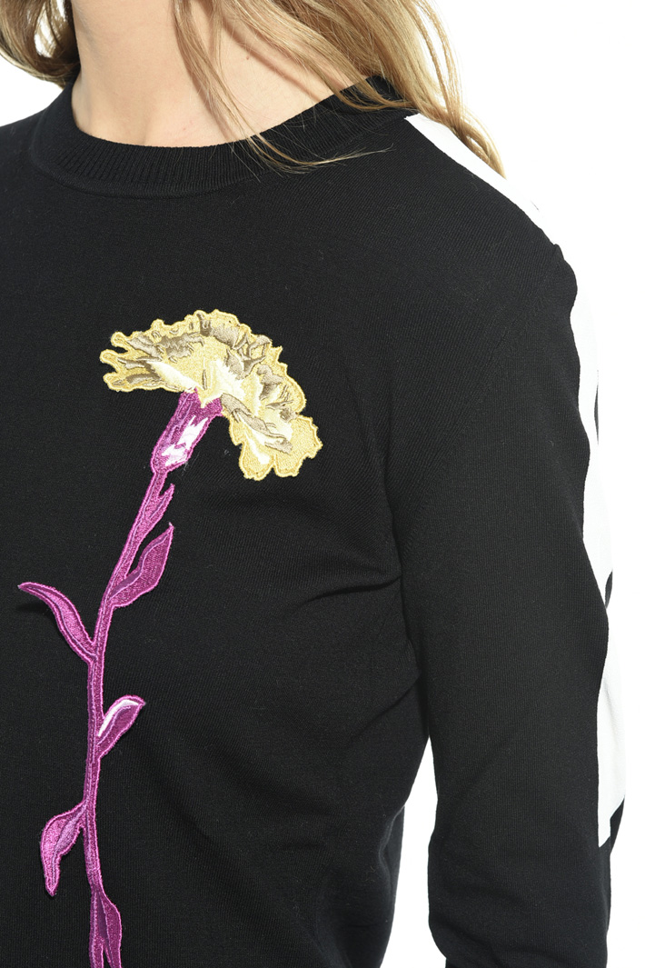 Maglia leggera con applicazione Fashion Market Maglia leggera con applicazione Fashion Market