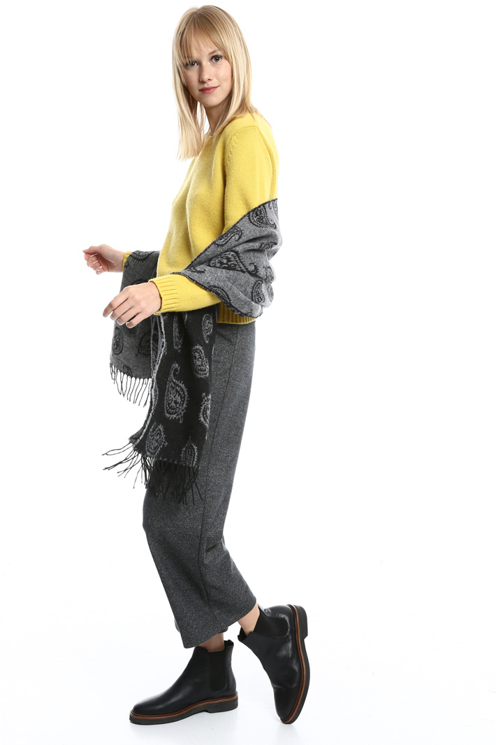 Sciarpa in cotone con frange Fashion Market Sciarpa in cotone con frange Fashion Market