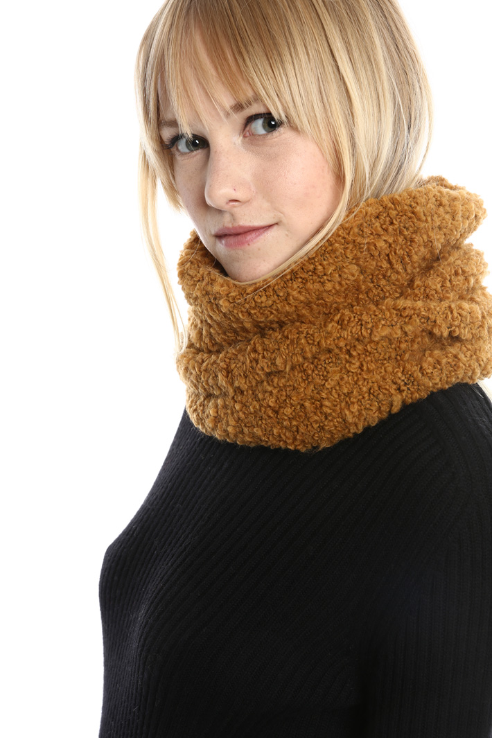 Collo in lana bouclé Fashion Market Collo in lana bouclé Fashion Market