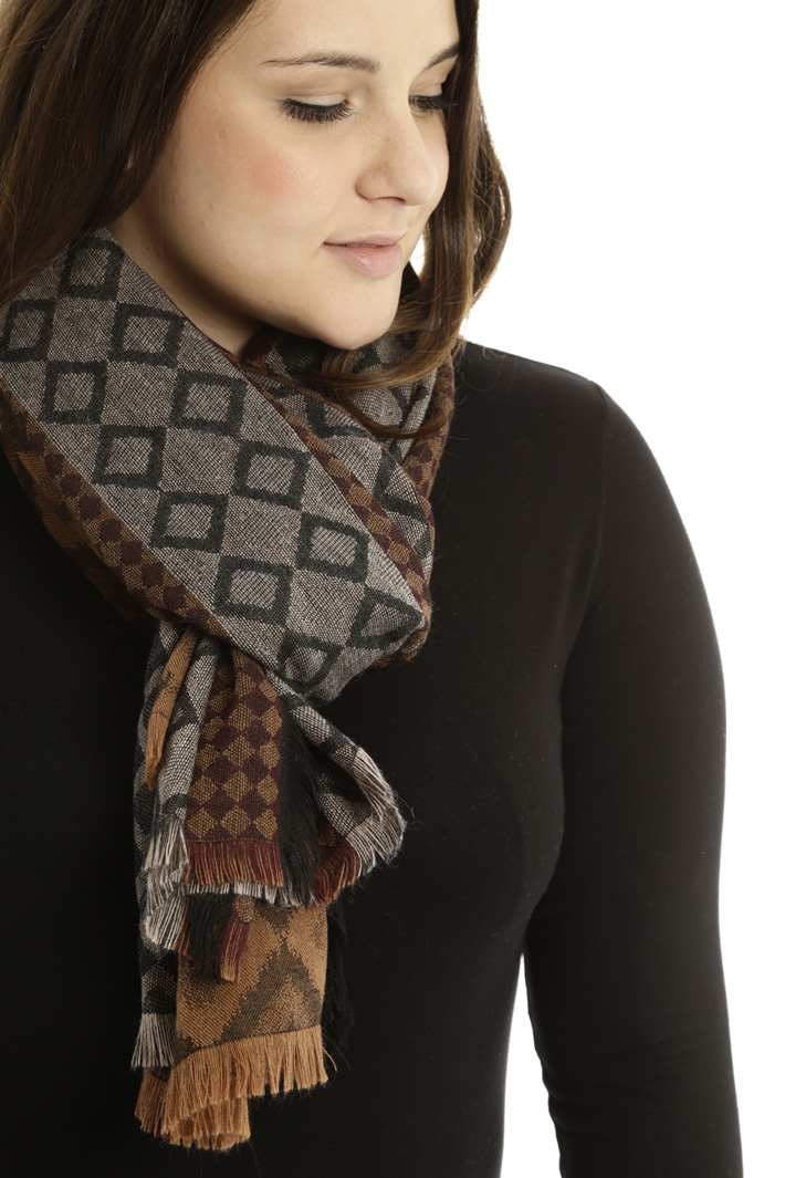 Sciarpa jacquard con frange Fashion Market Sciarpa jacquard con frange Fashion Market