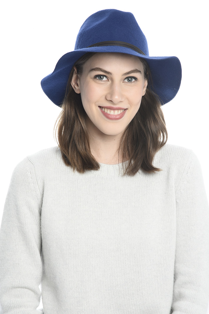 Cappello in pura lana Fashion Market Cappello in pura lana Fashion Market
