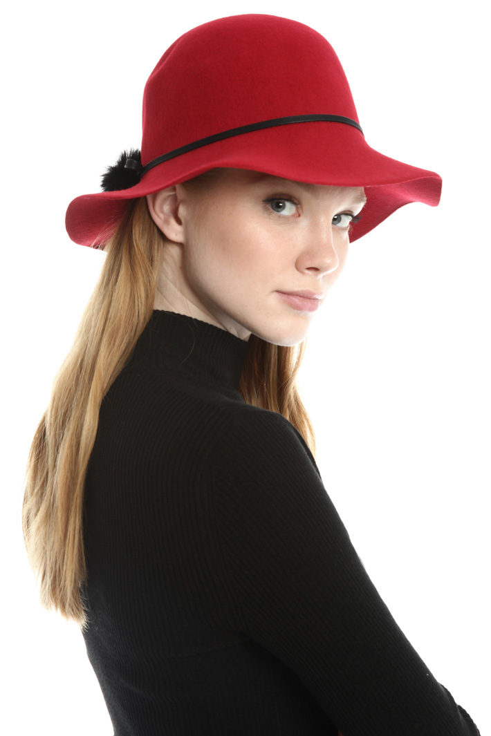 Cappello con pon pon Fashion Market Cappello con pon pon Fashion Market