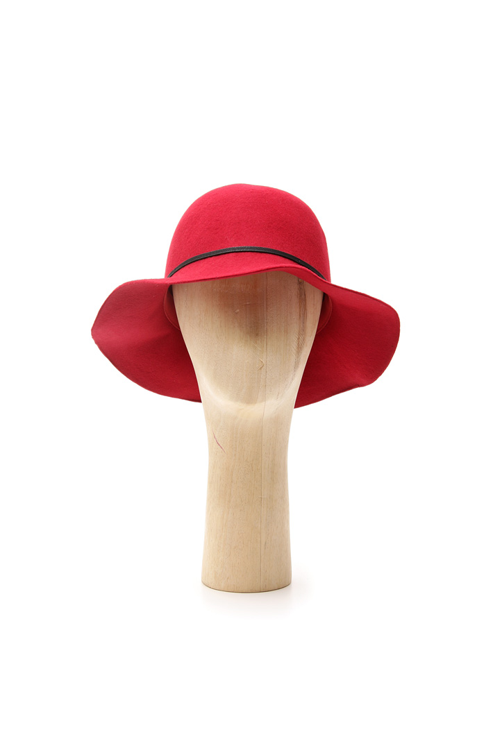 Cappello con pon pon Fashion Market Cappello con pon pon Fashion Market