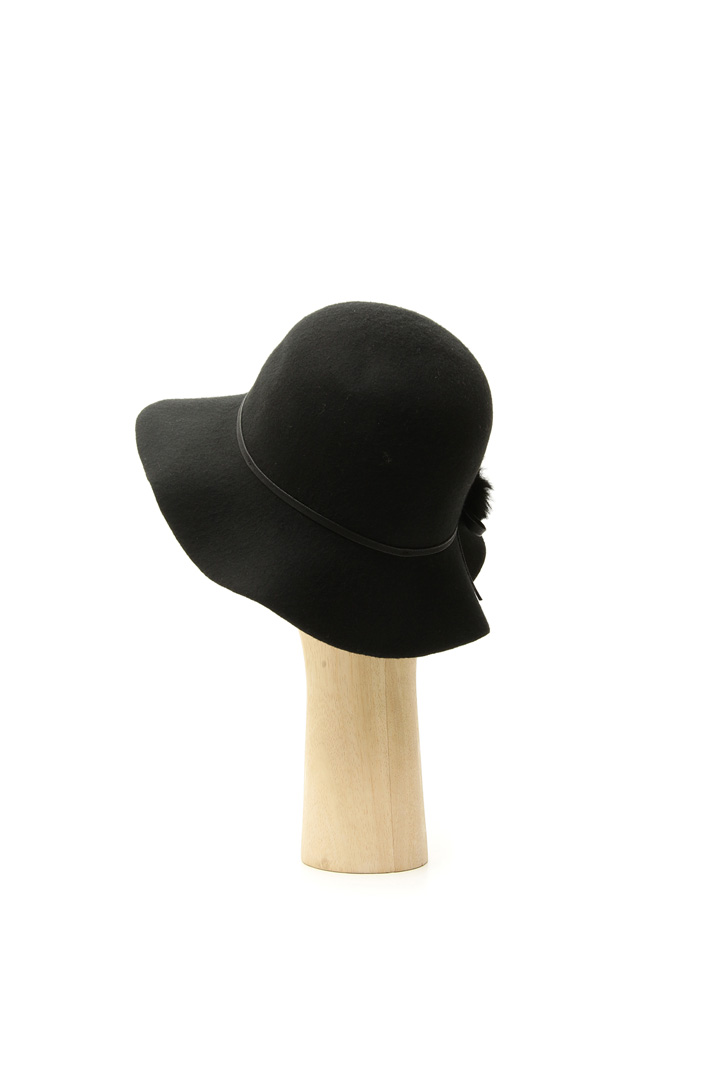 Cappello con pon pon Fashion Market Cappello con pon pon Fashion Market