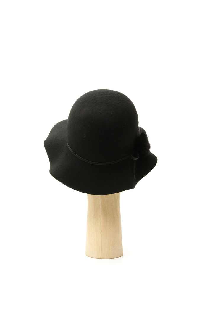 Cappello con pon pon Fashion Market Cappello con pon pon Fashion Market