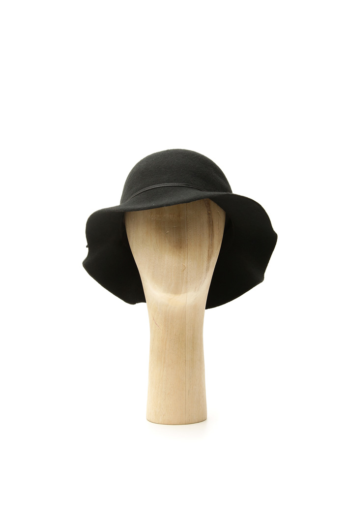 Cappello con pon pon Fashion Market Cappello con pon pon Fashion Market