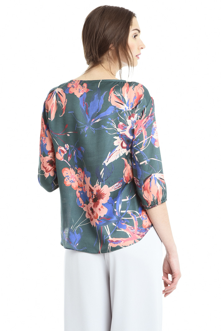 Blusa in raso stampato Fashion Market Blusa in raso stampato Fashion Market