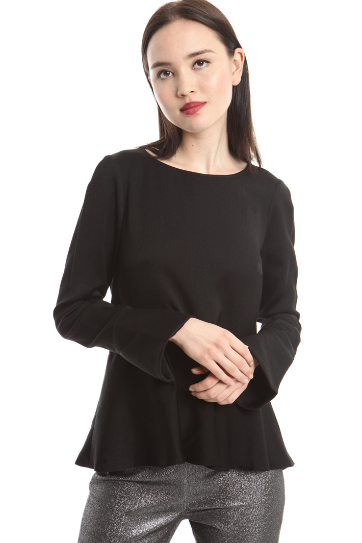 Blusa con fondo a pieghe Fashion Market Blusa con fondo a pieghe Fashion Market
