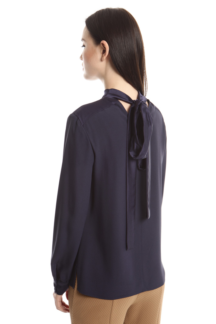 Blusa in crepe enver satin Fashion Market Blusa in crepe enver satin Fashion Market
