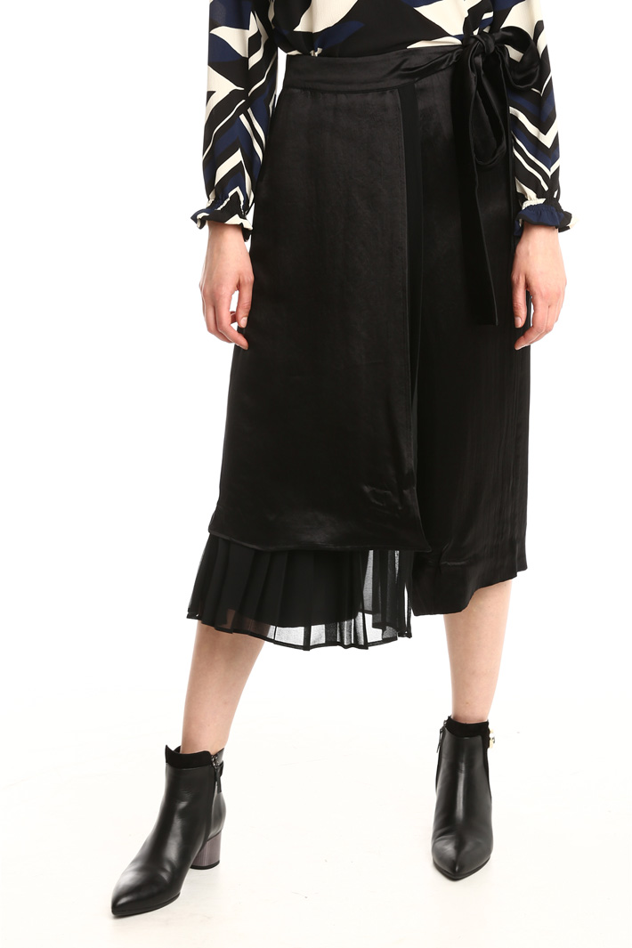 Gonna pantalone in raso fluido Fashion Market Gonna pantalone in raso fluido Fashion Market