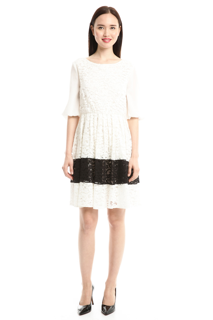 Abito princesse in pizzo Fashion Market Abito princesse in pizzo Fashion Market