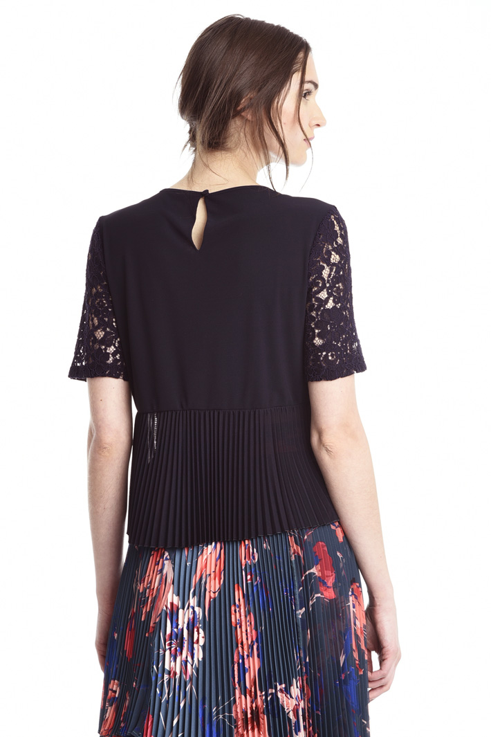 T-shirt boxy in pizzo Fashion Market T-shirt boxy in pizzo Fashion Market